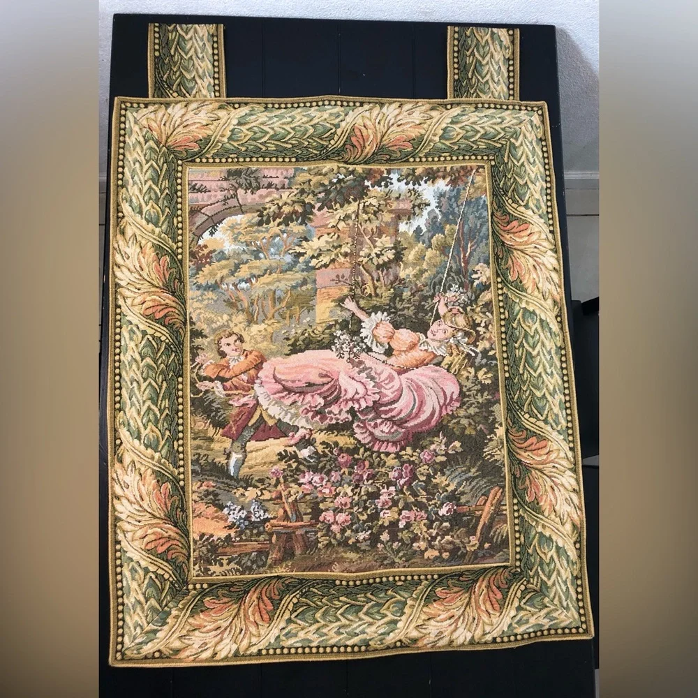 2 Vintage-style romantic floral wall hanging